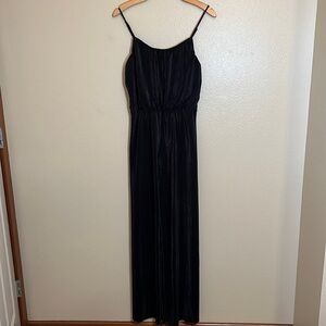 FOREVER 21 Black One Piece Spaghetti Strap Romper Size Medium